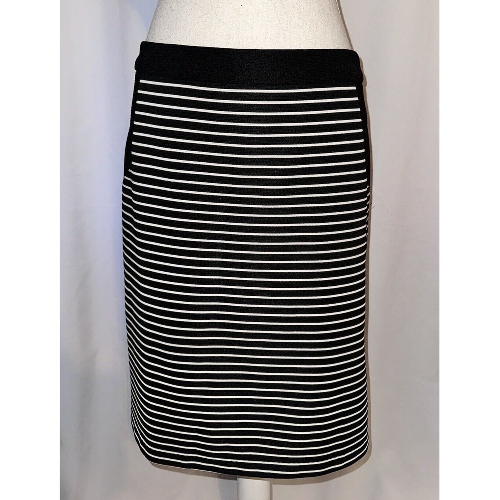 Kenzie Skirt Womens Size M Striped Stretch Above the Knee Zip Closure Side Slit - Picture 4 of 10